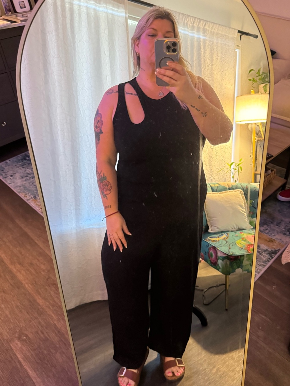 Torrid Black shoulder tank